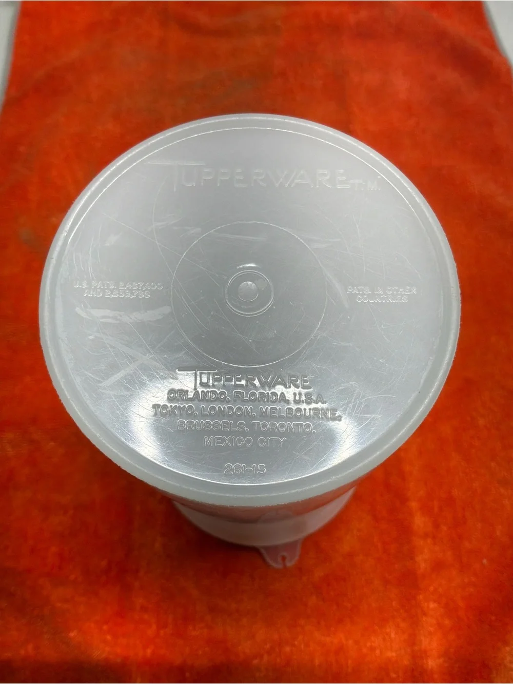 Vintage Tupperware #261-15 Juice Storage Container With Lid